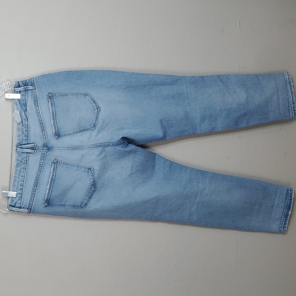 GOOD AMERICAN The Weekender Good Girlfriend High Rise Jean In Light Blue… - Picture 2 of 11